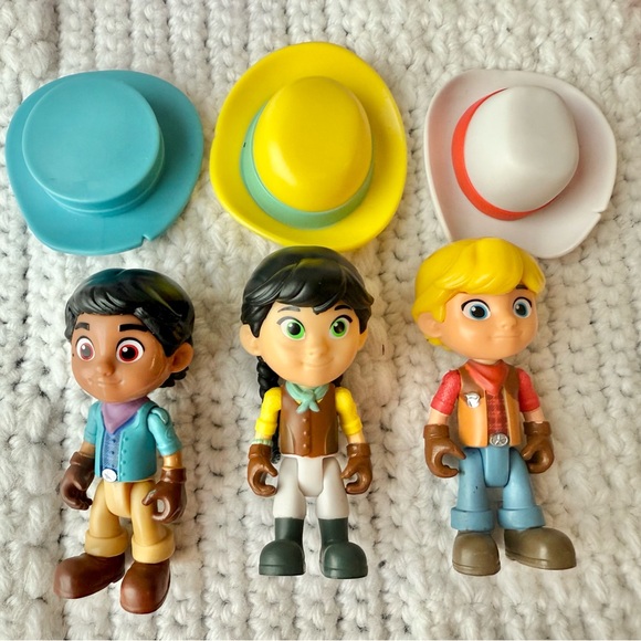 Dino Ranch Action Figures - Picture 6 of 13